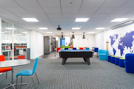 Crown House 2, Southampton, Office To Let - DSC07160.jpg