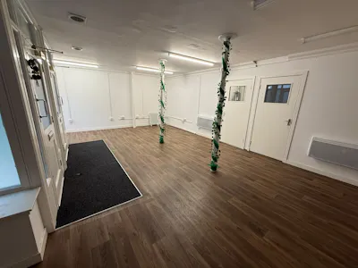 18 - 24 Chalmers Street, Dunfermline, Retail For Sale - 4b788ac4-c183-40c2-a2d2-fd7c3d419445.JPG