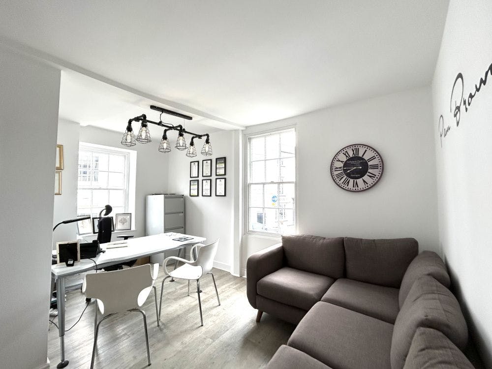 49 Market Square, Bicester, Office / Retail To Let - IMG_7601.jpg