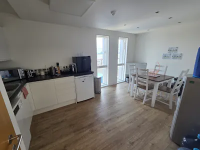 Office Fiddlers Reach, Grays, Office / Yard To Let - WhatsApp Image 2026-09-03 at 3.01.36 PM (2).jpeg