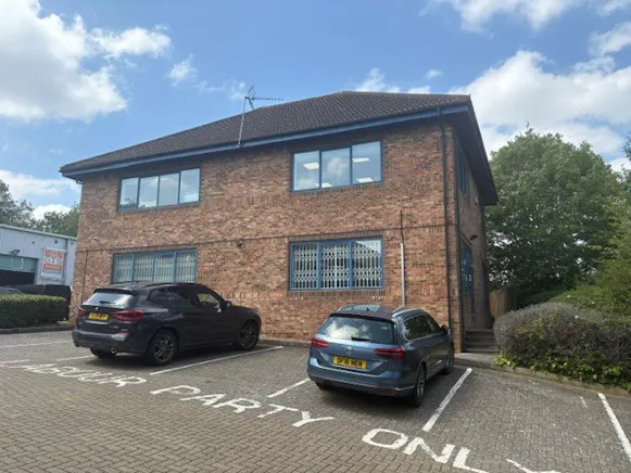1 Whitehall Estate, Harlow, Offices For Sale - Pic 002.jpg