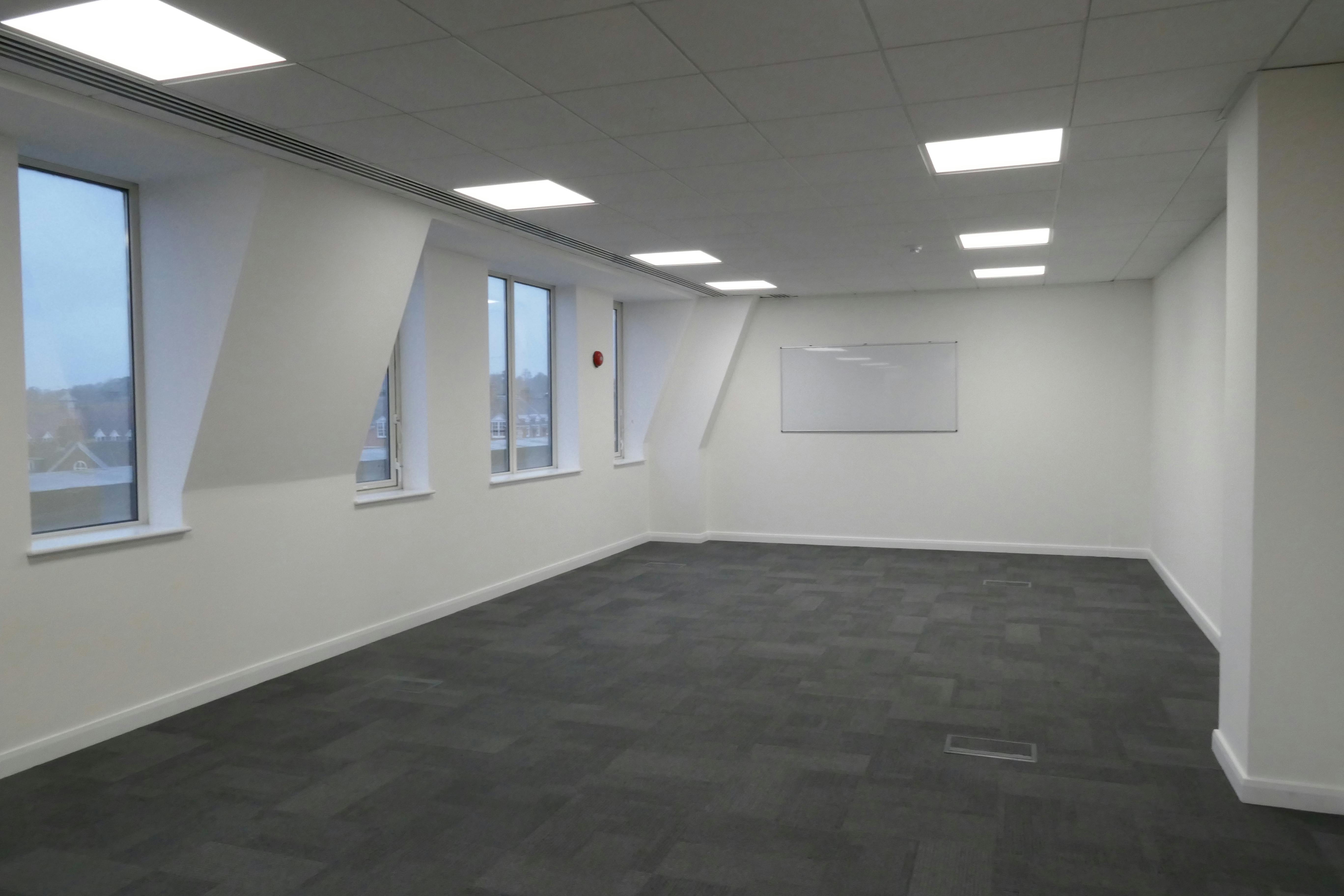 Stag House, Hertford, Offices To Let - P1060406.JPG