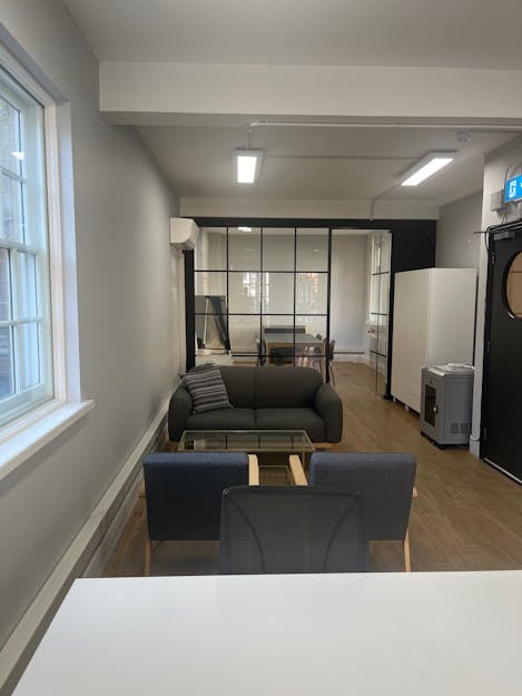 22 Great Marlborough Street, London, Office To Let - IMG_8232.jpg