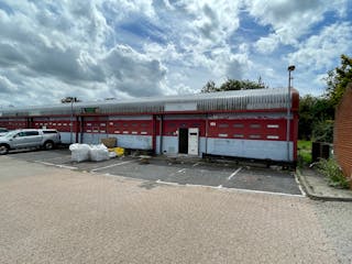 Unit 27 Acacia Close, Leighton Buzzard, Industrial To Let - IMG_4425.jpeg