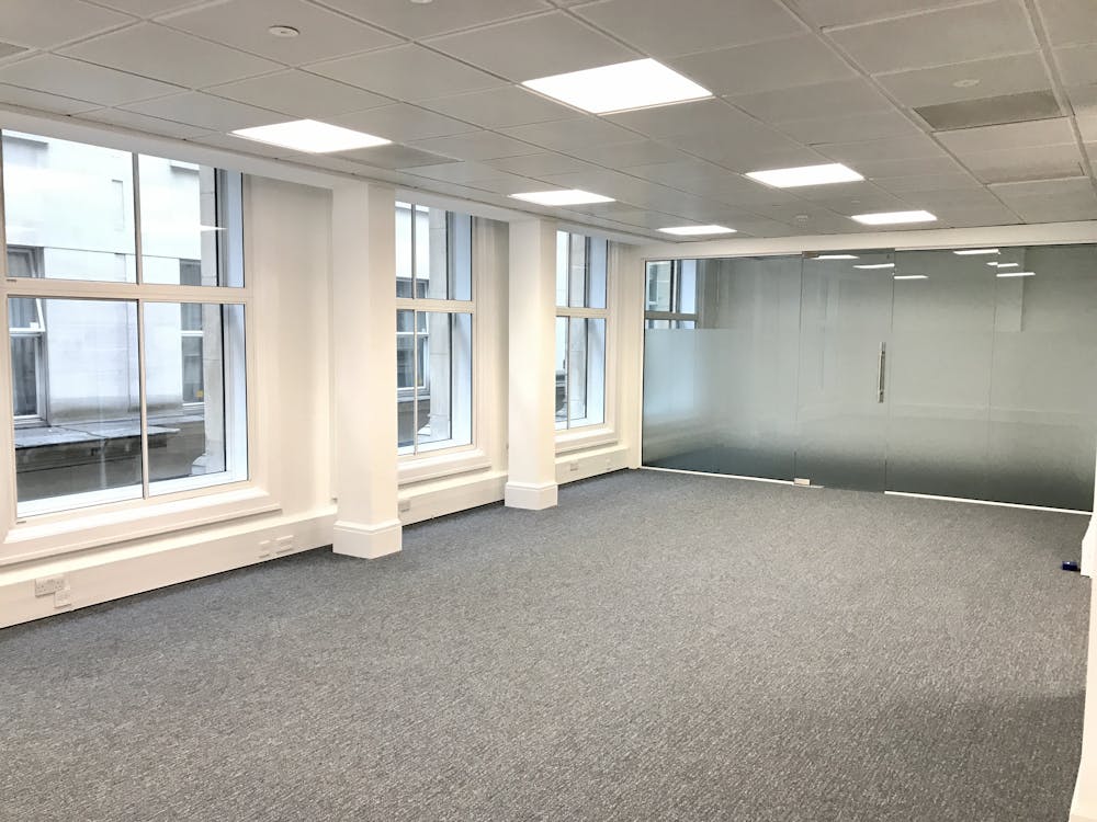 13 St Swithin's Lane - Main office.jpg
