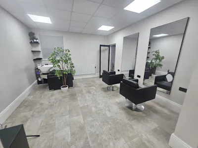 4A Royle Green Road, Manchester, Leisure / Retail To Let - 20260810_101447.jpg