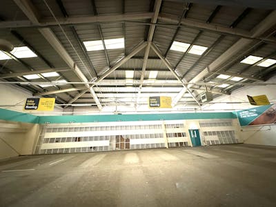 Former Carpetright, Bellfield Road, High Wycombe, Industrial / Leisure / Retail To Let / For Sale - IMG_4408.JPEG