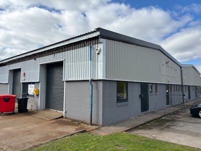 Unit 26, Albion Industrial Estate, Pontypridd, Industrial To Let - IMG_7495.jpeg