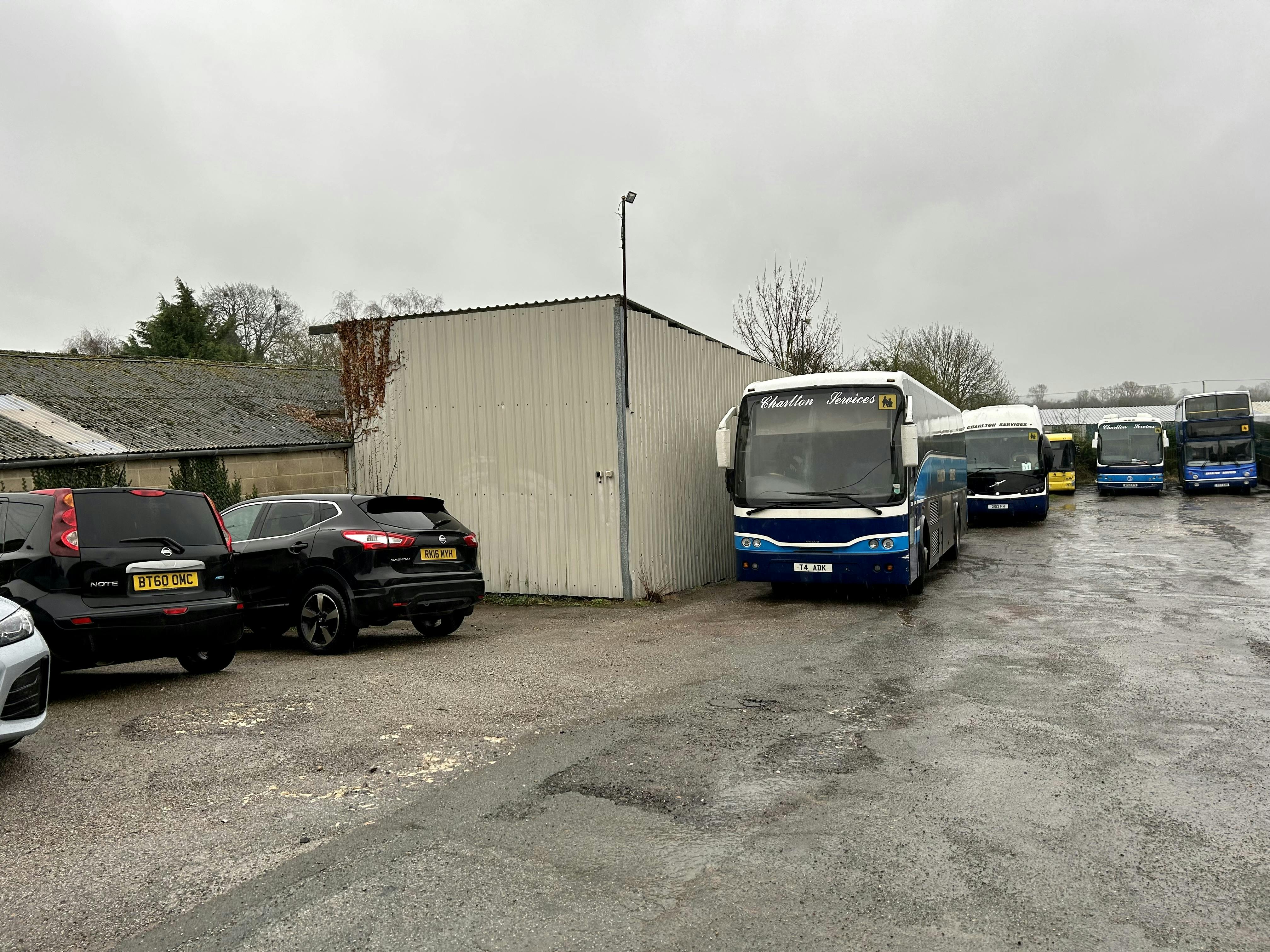 Charlton on Otmoor Services, High Street - IMG_5974.jpg