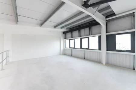 6 & 7 Bourges View, Peterborough, Industrial / Storage To Let - Unit 6-5.jpg