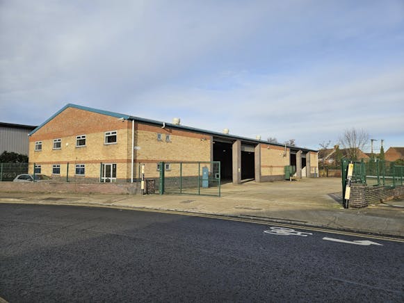 Unit 13A, Evesham To Let - 20250110_112721.jpg