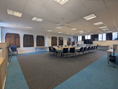 Tangent House, Watford, Office For Sale - PXL_20260319_101541415.jpg