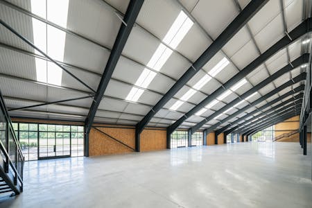 Box 5, Langford Lane, Bicester, Industrial / Office / Other To Let - Boxengasse22box5.jpg