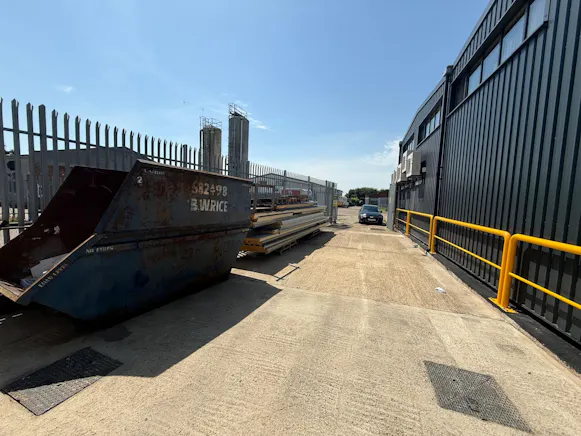 Unit 6, Amber Business Park, Canvey Island, Industrial To Let - WhatsApp Image 2026-06-26 at 14.27.46 (2).jpeg