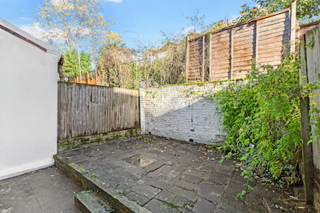 Tuskar Street, London, Maisonette To Let - Daniel_Watney97B_Tuskar_Street14.jpg