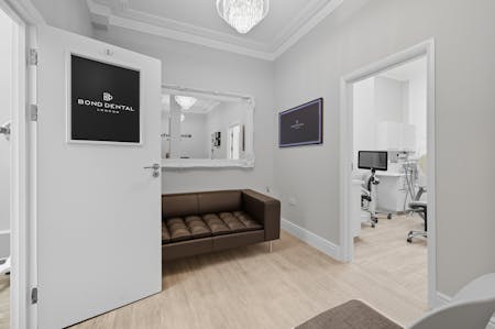 Notting Hill Mixed-Use Opportunity, 22 Pembridge Road, London, Office / Residential / Retail For Sale - img_5805.jpg