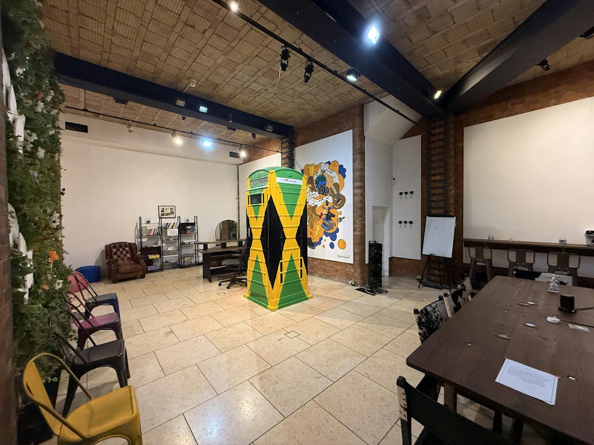 653dc4c56a723c1ba7ea9d23c87f5703 8