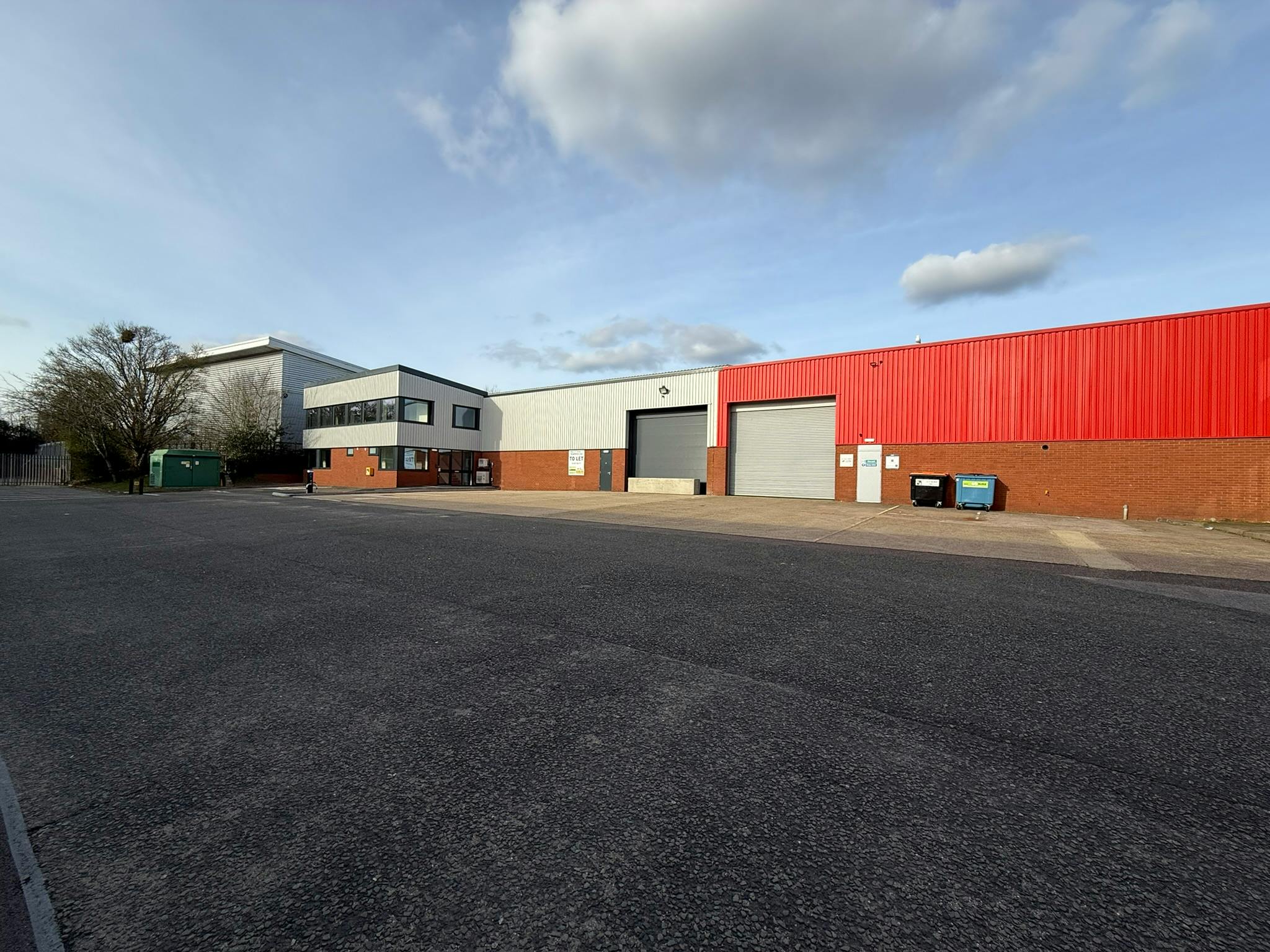 Industrial Unit in Southampton - photo 2