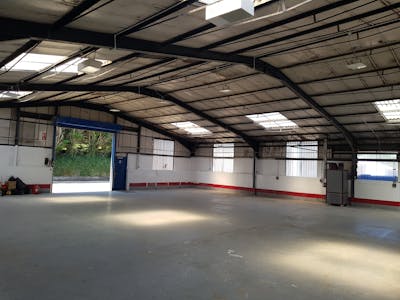 The Garage, Cowbeech, Hailsham, Industrial To Let - 20250709_104052.jpg