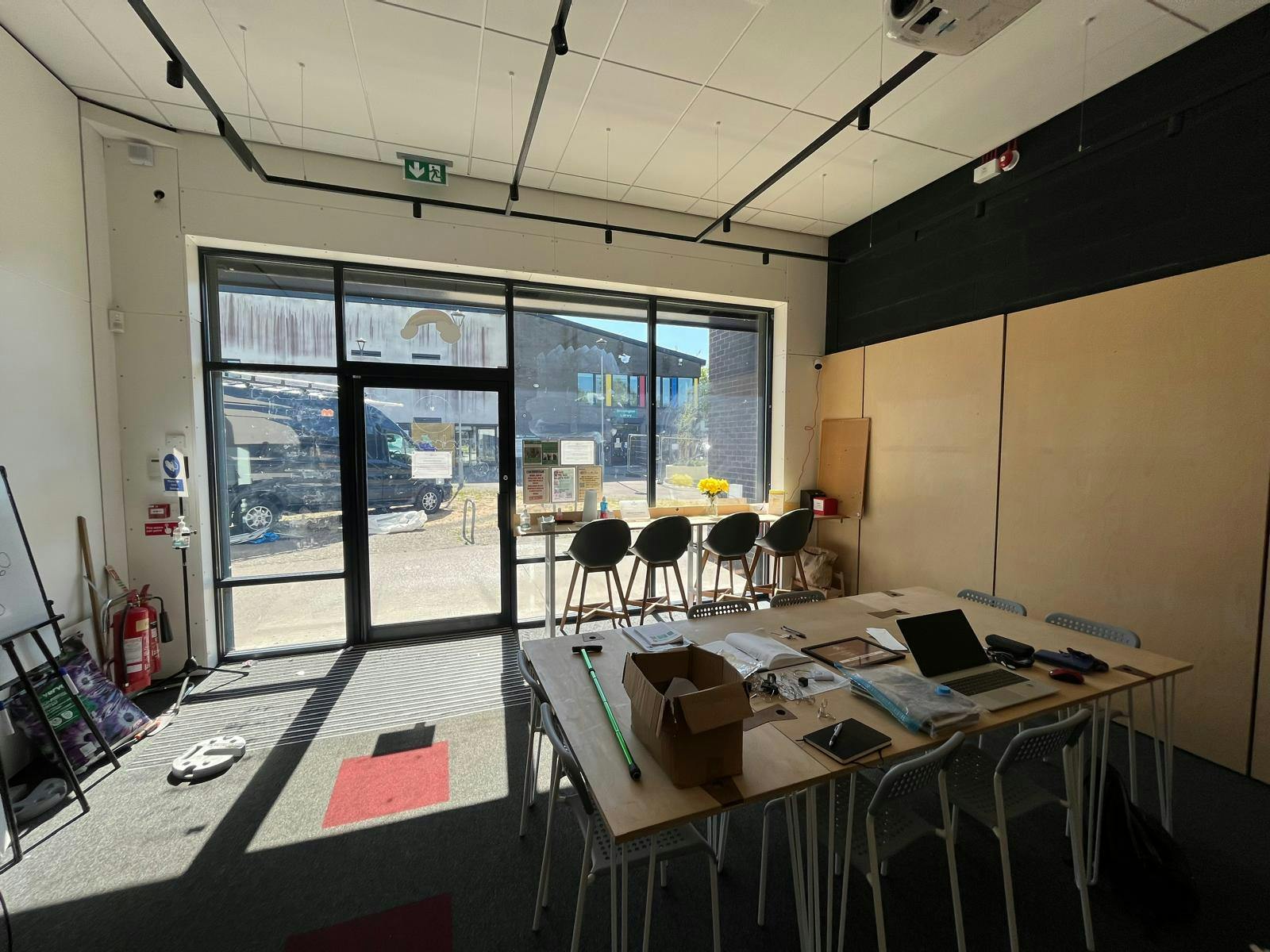 2 Berwick Parade, Stockport, Offices / Retail To Let - IMG20250605WA0043.jpg