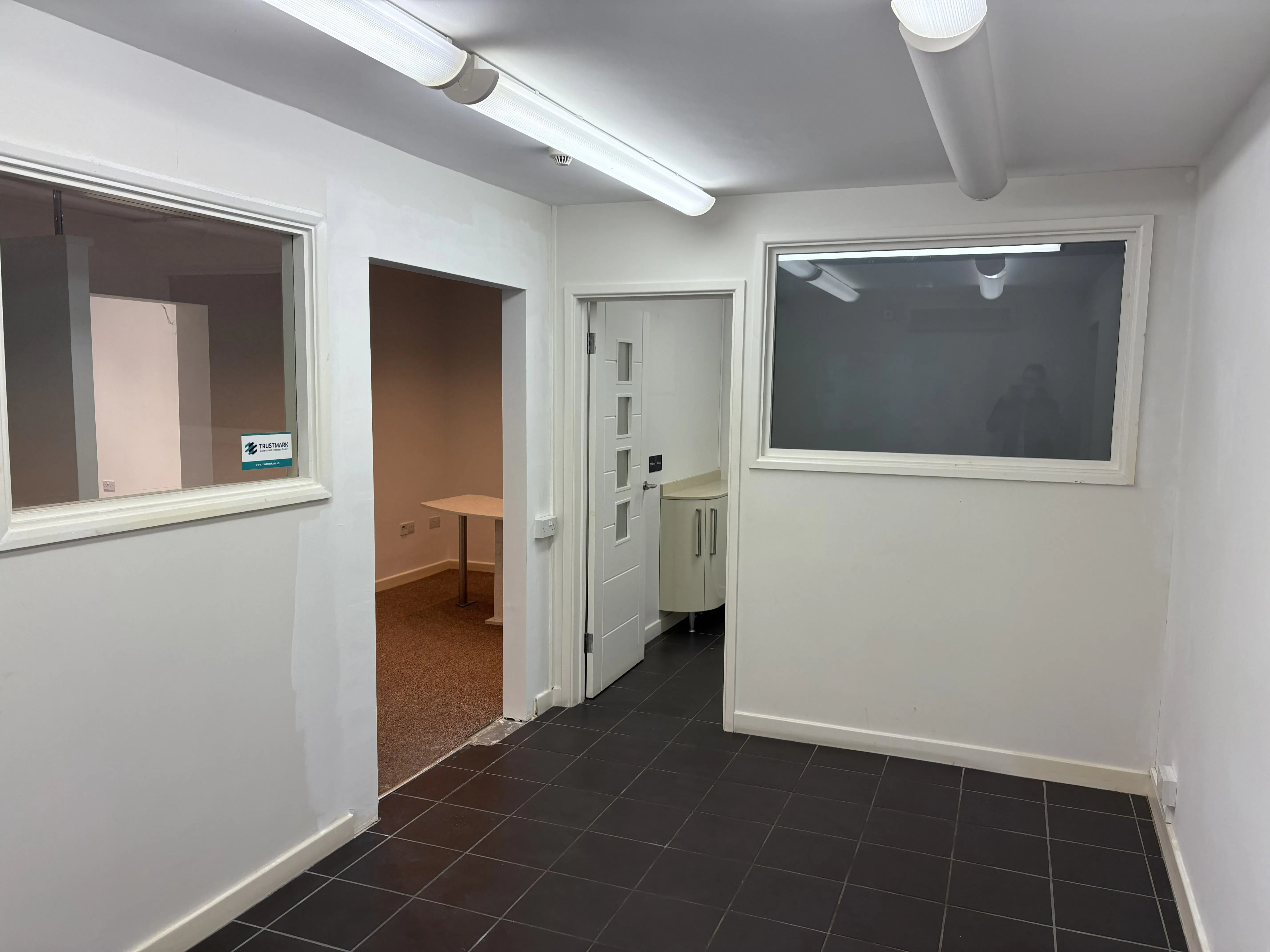 Unit 4 Sheffield House, Cheshunt, Industrial For Sale - IMG_0557.jpeg
