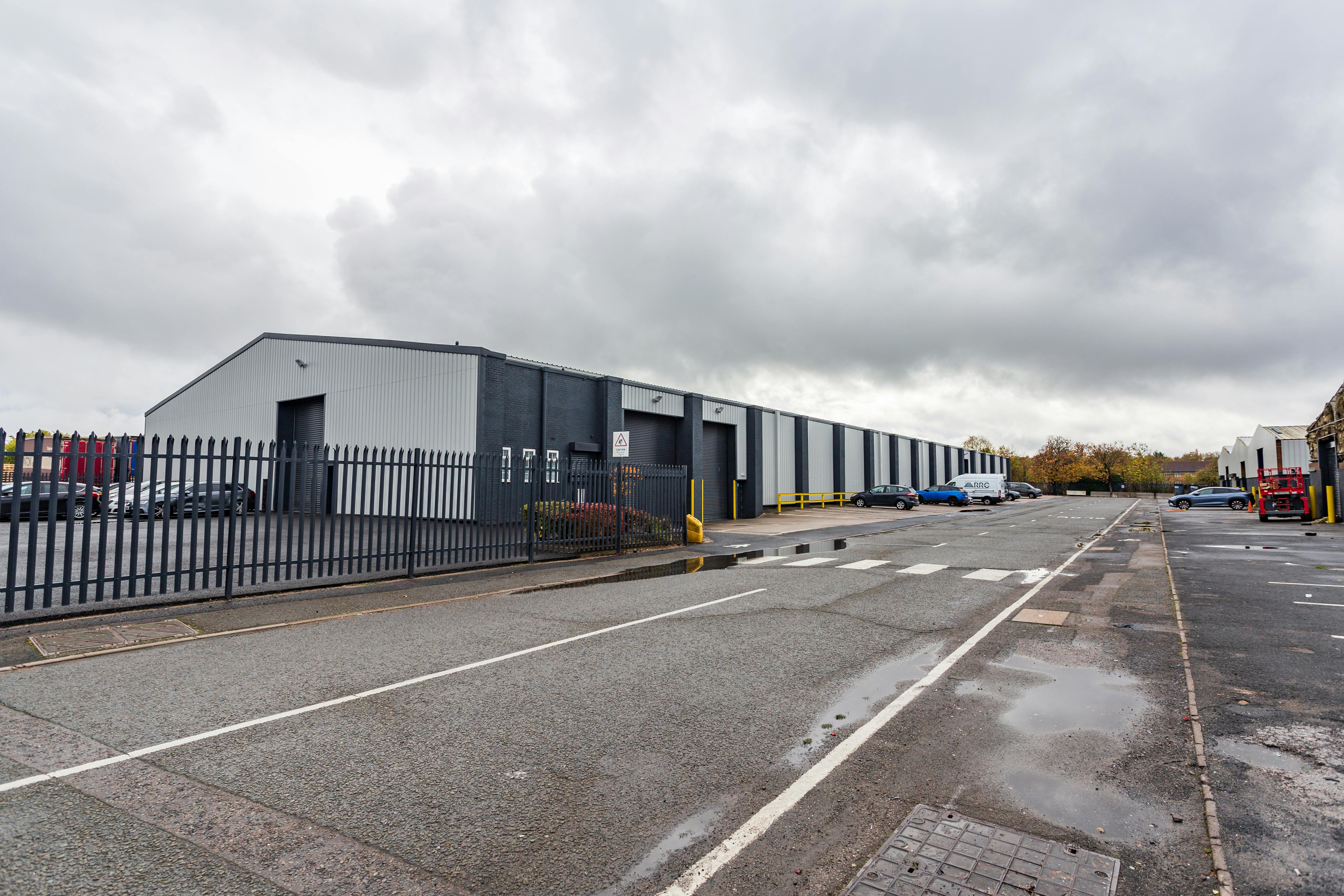 Industrial Unit in Smethwick - photo 2