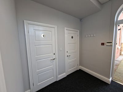 George House, 3 Royal Court, Knutsford, Office To Let - 3 Royal Court internal  (3).jpg