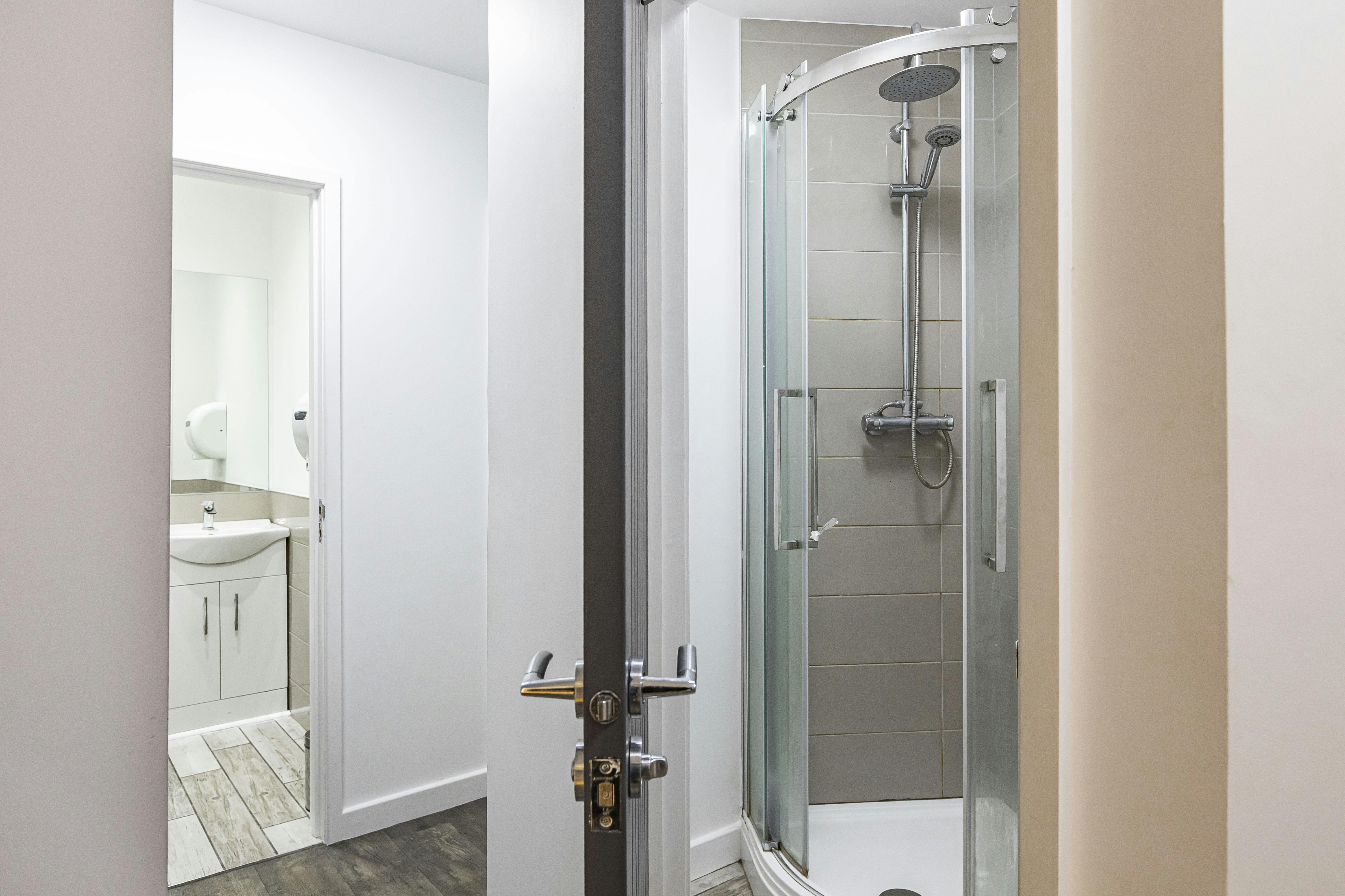 12 Greenhill's Rents, London, Offices, To Let Stirling Ackroyd