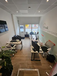 414 Gorton Road, Stockport, Leisure / Office / Retail To Let - 20260603_122816.jpg