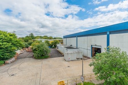 Metric House, Swindon, Investment For Sale - Metric House Westmead Ind Est Swindon10.jpg