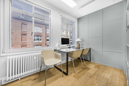 41-42 Eastcastle Street, London, Office To Let - office 8.jpg