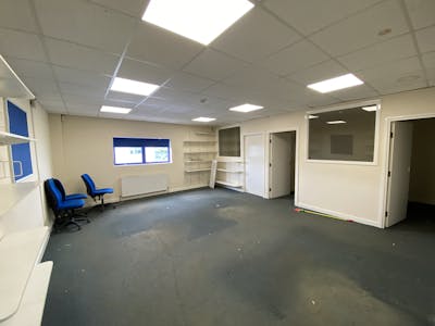 Unit 2A, Stoke-on-Trent, Industrial For Sale - IMG_8861.jpg