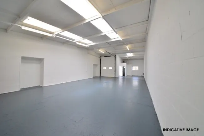 Unit 3, Triangle Business Centre, White City, Industrial / Warehouse To Let - 3  ii.jpg