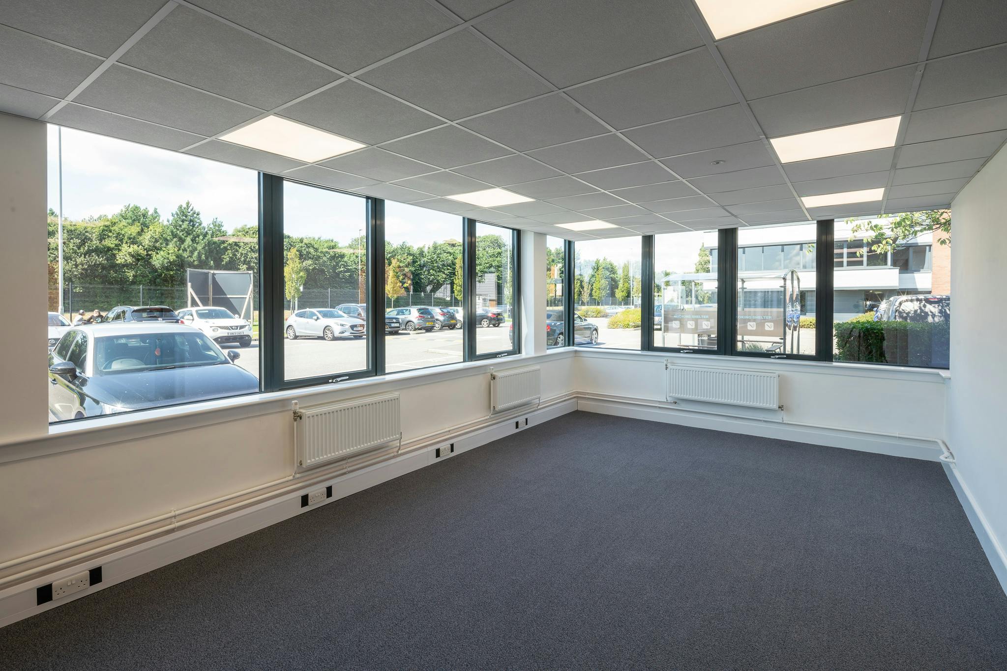 Office in Poole - photo 3