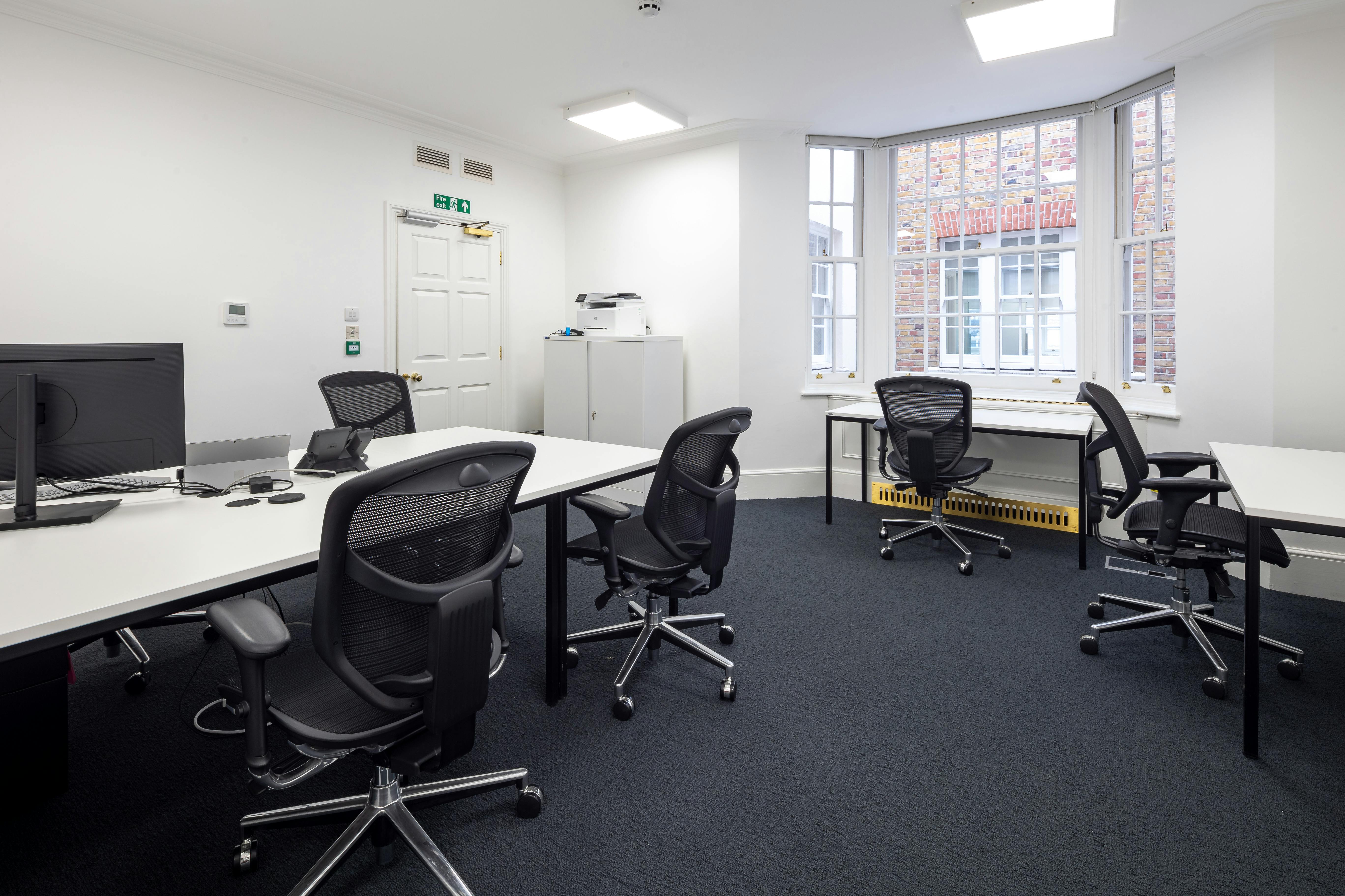 Office in London - photo 3