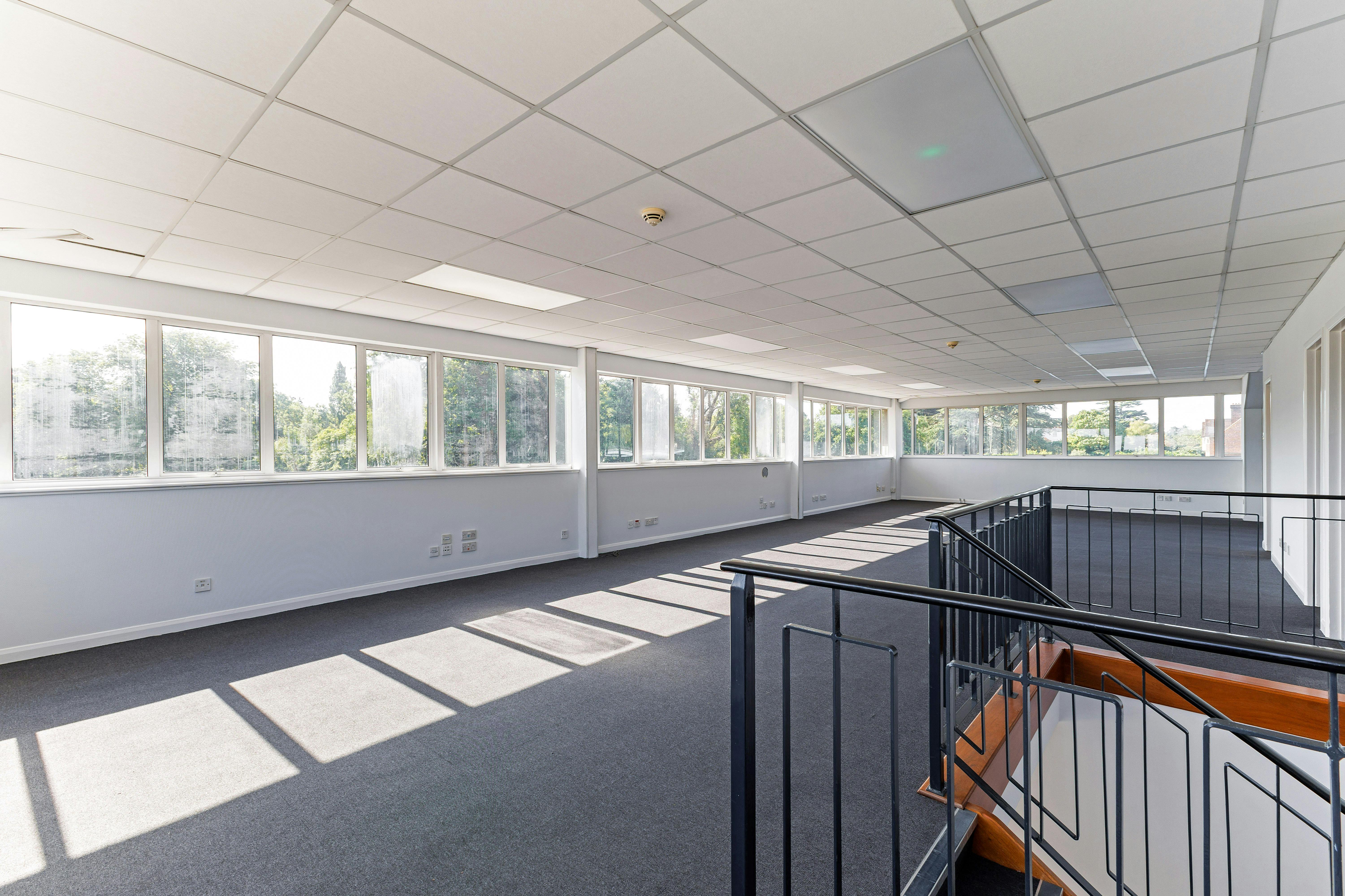 DB Marine Building, Ferry Lane, Cookham on Thames, Offices To Let - 95149_D B Marine Cookham Bridge 23.jpg