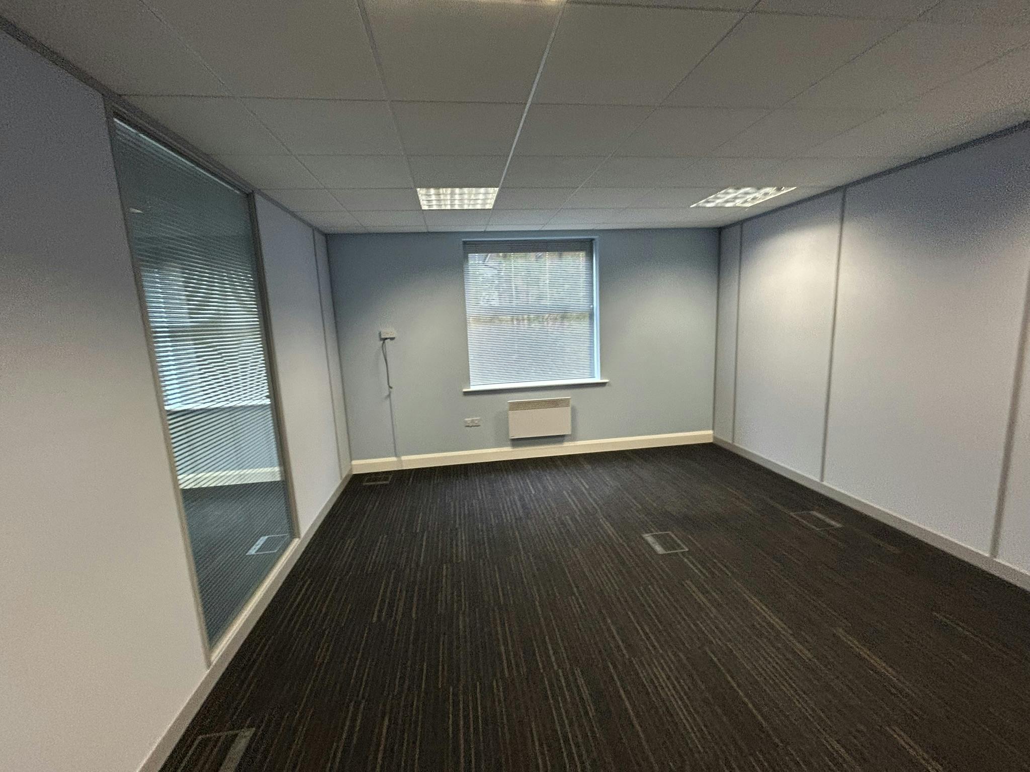 Ground Floor, Unit 2, Calder Close, Wakefield, Office To Let - IMG_7779.JPEG