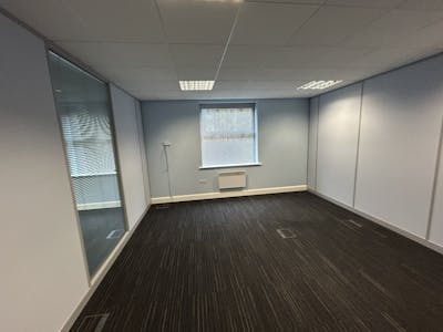 Ground Floor, Unit 2, Calder Close, Wakefield, Office To Let - IMG_7779.JPEG