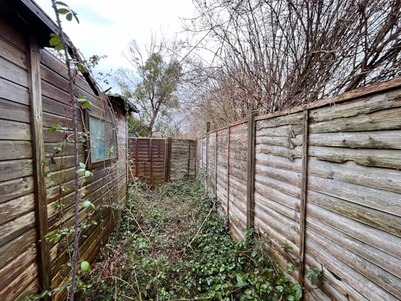 10A Weston Road, Aylesbury, Development / Investment / Offices / Retail For Sale - Image (11).jpg