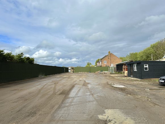 Yard at Hillcrest Nursery, Holwell To Let - Image 2