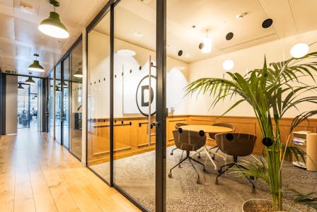 Aldgate Tower, London, Serviced Office To Let - Aldgate Tower  Meeting Rooms.jpeg