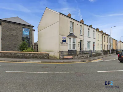 9 Elliston Terrace, Carmarthen, Office To Let - CAM03725G0PR0068STILL015.jpg