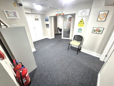 72-74 Princes Street, Stockport, Retail To Let - 20250711_112057.jpg