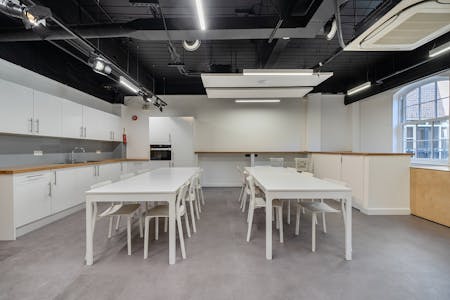 3 Bath Place, London, Office To Let - 1430435-18-69b95331444d6.jpg