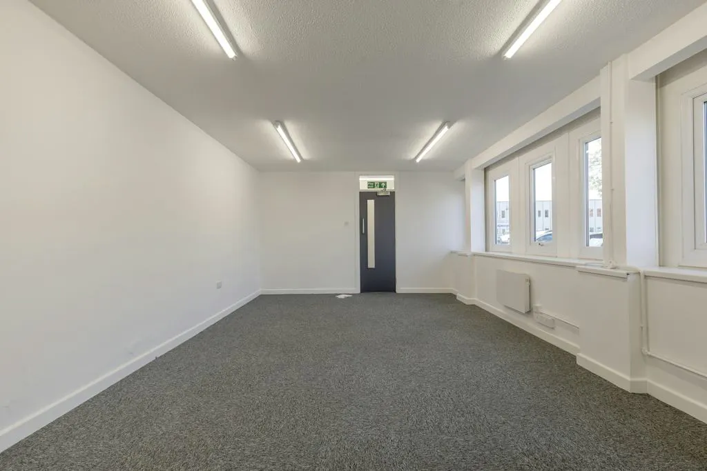 Unit 18 Maxwell Road Industrial Estate, Peterborough, Industrial To Let - maxwell-road-industrial-estate_unit-unit-18_20260812-100149.jpg