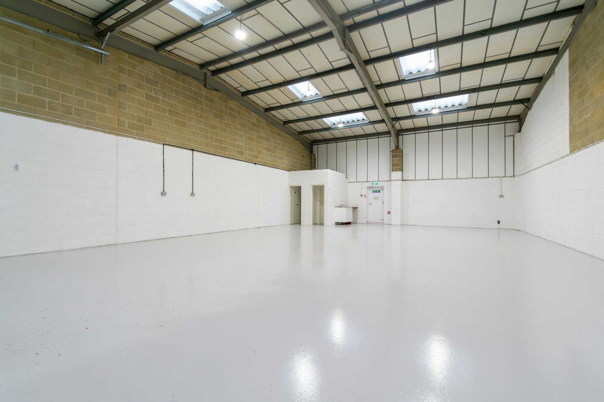 Industrial Unit in Poole - photo 3