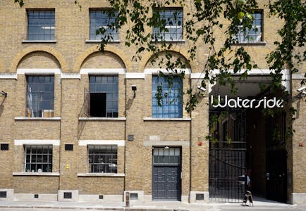 Waterside, Unit 26, London, E (Commercial / Business / Service) / Office For Sale - Unit26_01LR.jpg