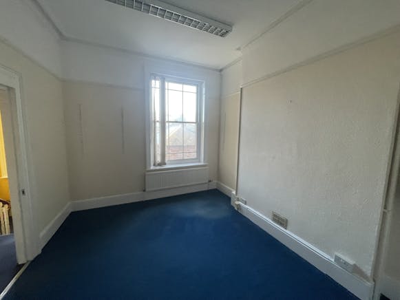 51 Havelock Road, Hastings, Office To Let - IMG_3757.JPEG