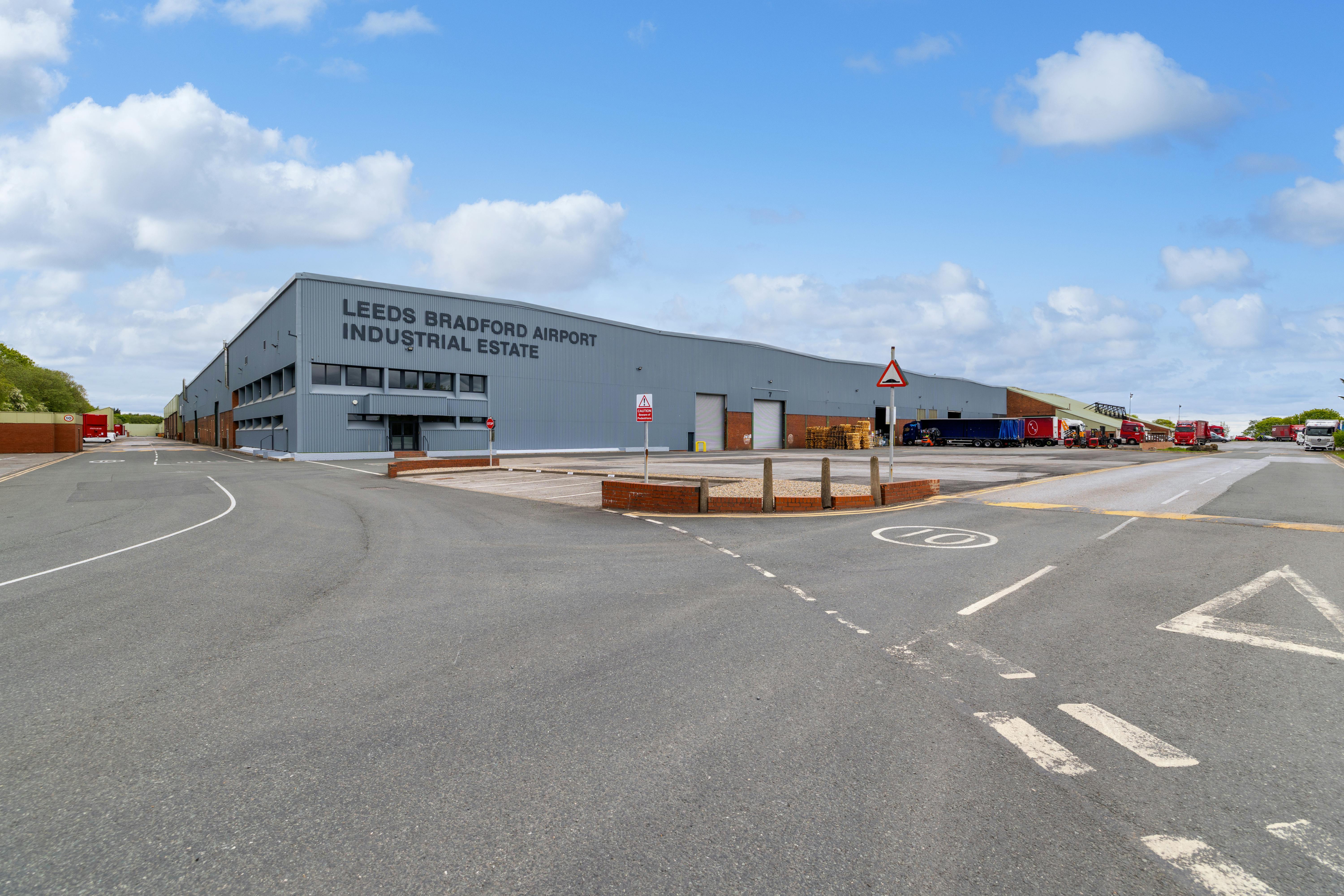 Unit 9, Leeds Bradford Airport Industrial Estate, Harrogate Road, Leeds, West Yorkshire, LS19 7WP