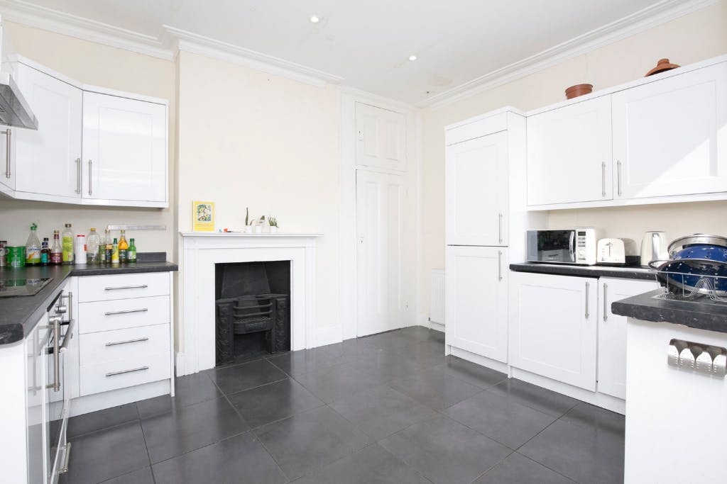 Investment in London - photo 2